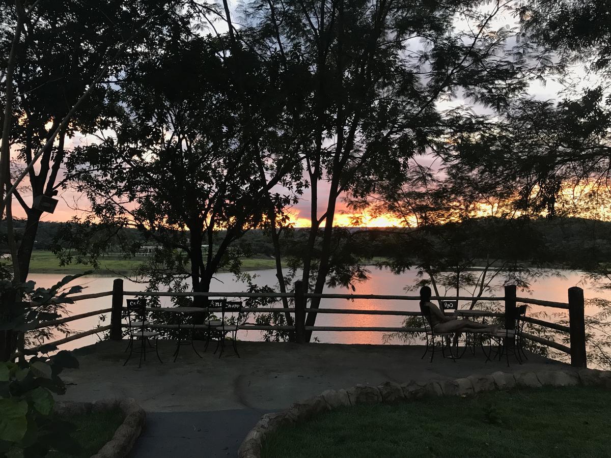 Pontal Do Lago Flat Caldas Novas Eksteriør bilde