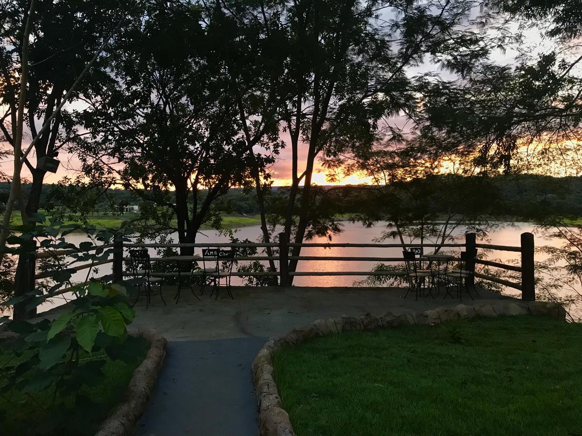 Pontal Do Lago Flat Caldas Novas Eksteriør bilde